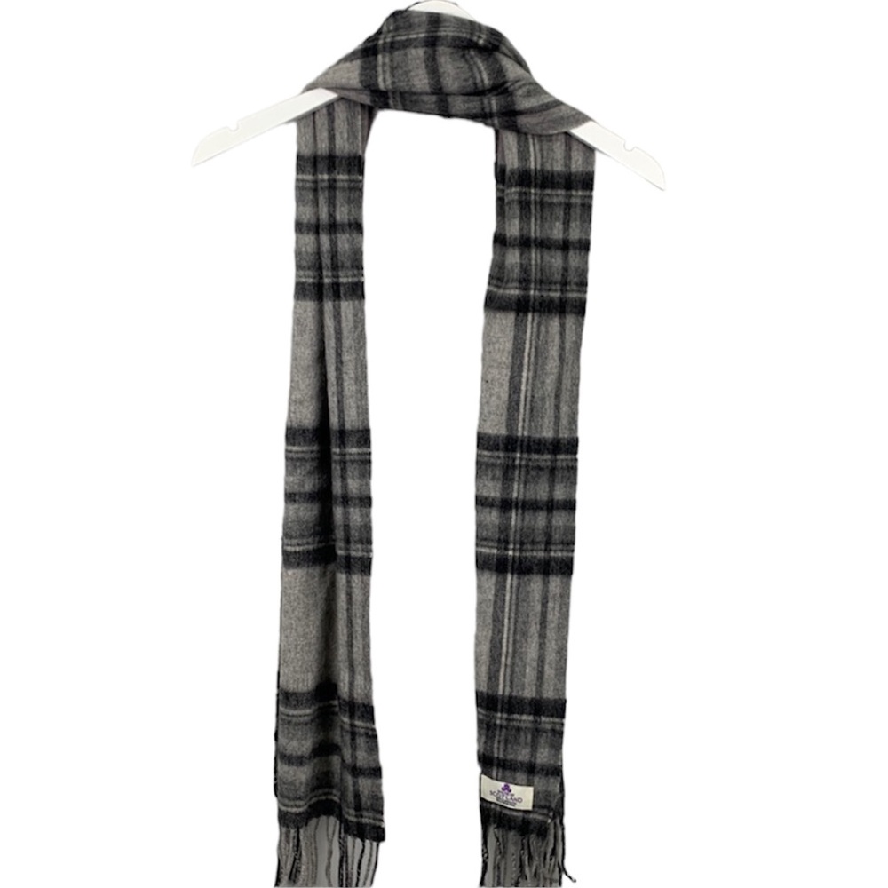 House of Scotland 100% Lambswool Tartan Gray Black Plaid Fringe Soft Scarf